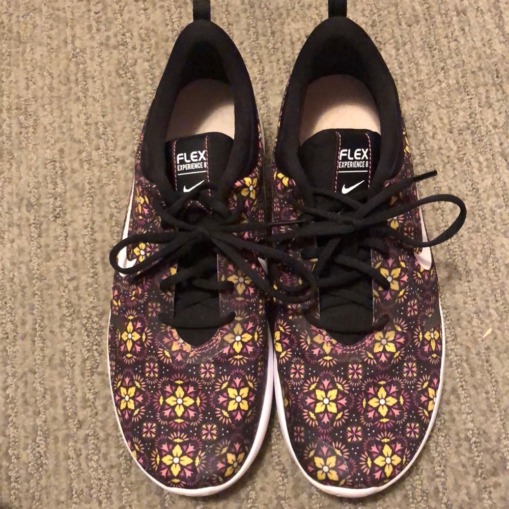 Nike flex experience 8 shoes